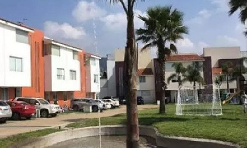 Casa - Remate Bancar...