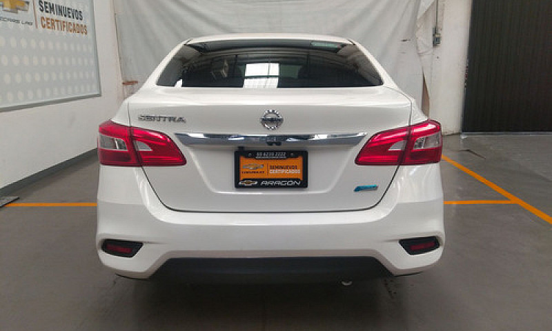Nissan Sentra 2017...