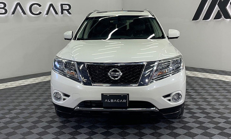 Nissan Pathfinder 20...