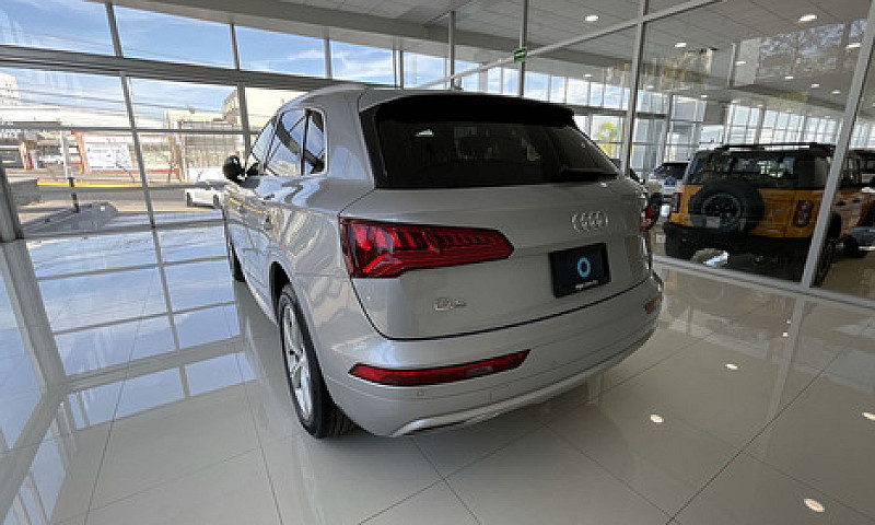 Audi Q5 2019...