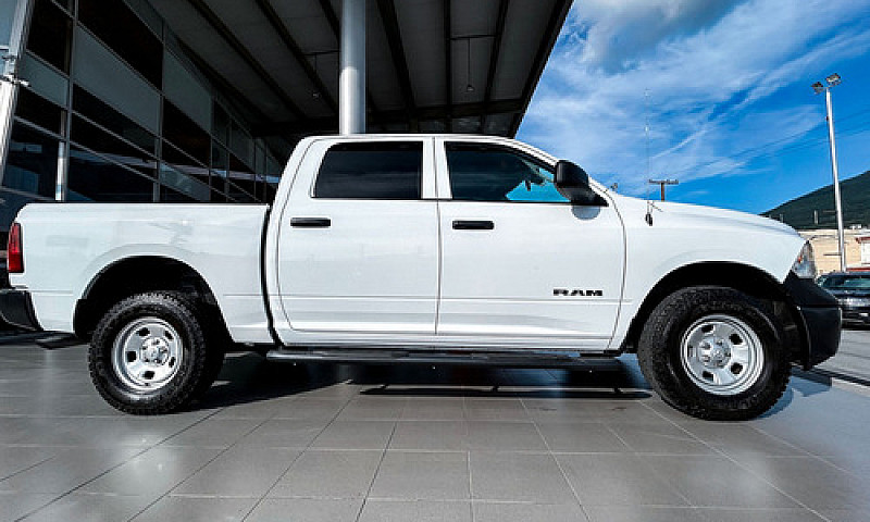 Dodge Ram 1500 2022...