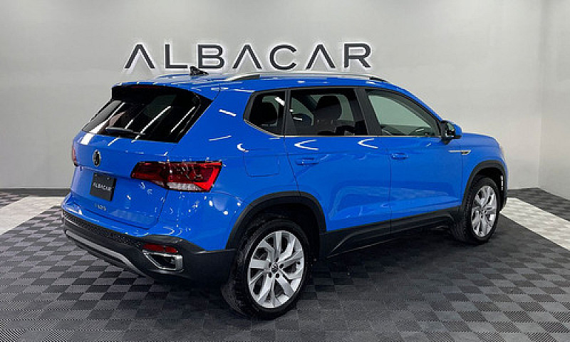 Volkswagen Taos 2022...