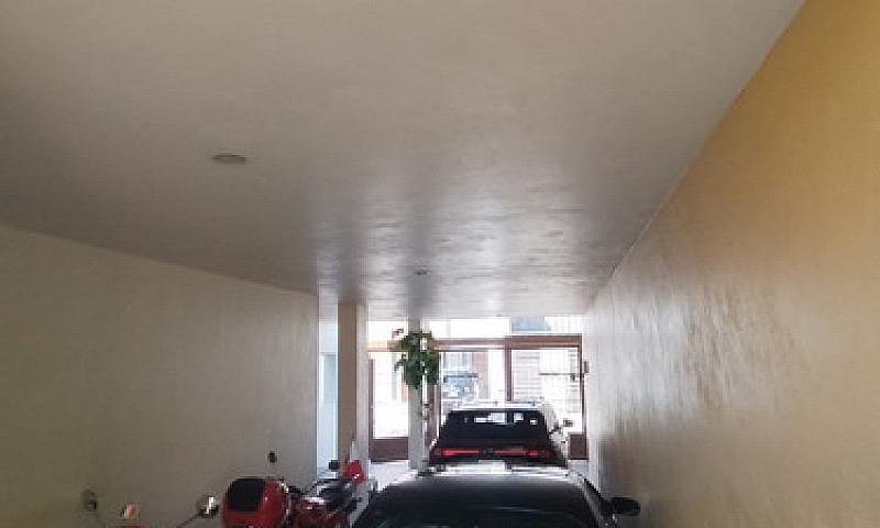 Casa En Bosques Resi...