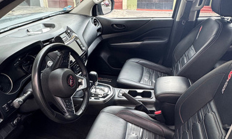 Nissan Frontier 2.5 ...