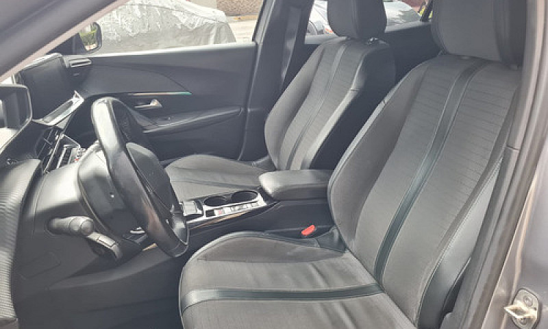 Peugeot 2008 1.2 All...