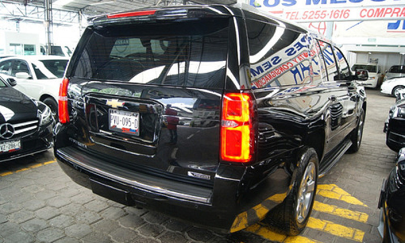 Chevrolet Suburban P...