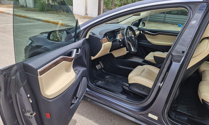 2017 Tesla Modelo X ...