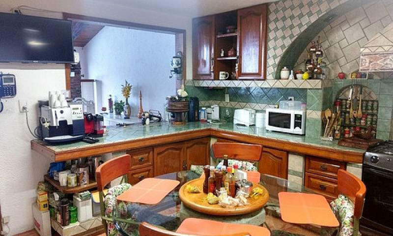 Casa En Remate En Iz...