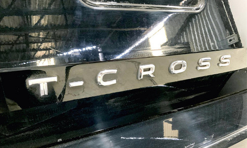 Volkswagen T-Cross 2...