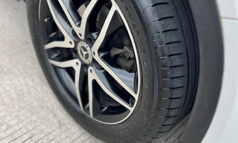 Mercedes-Benz Clase ...