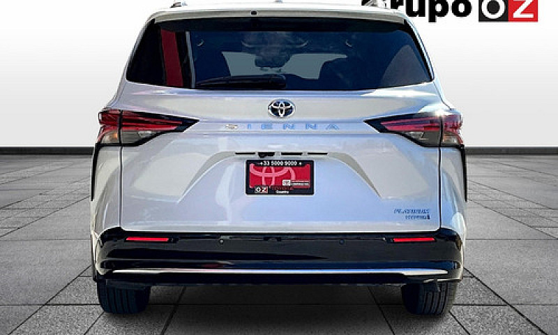 Toyota  Sienna  2024...