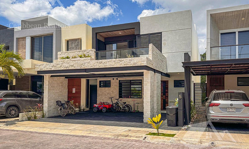 Casa En Venta En Aqu...