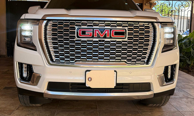 Yukon Denali 2023, Ú...
