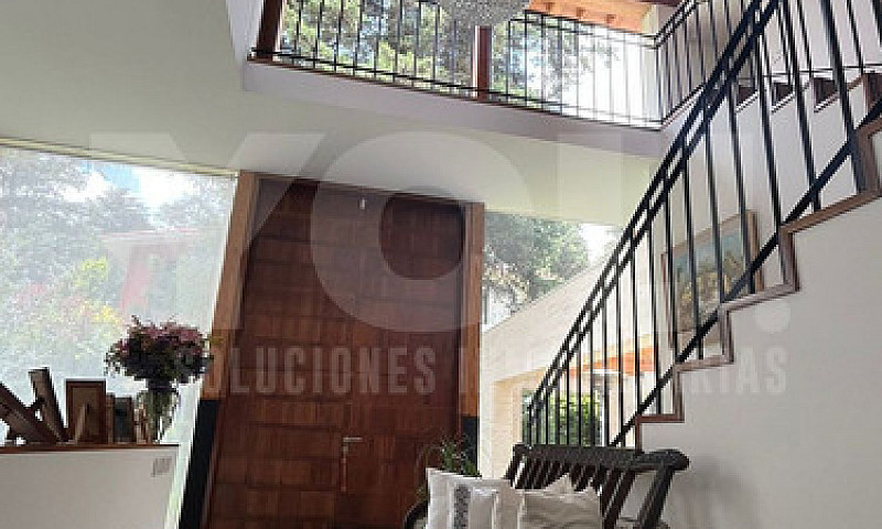 Casa En  Venta Con J...
