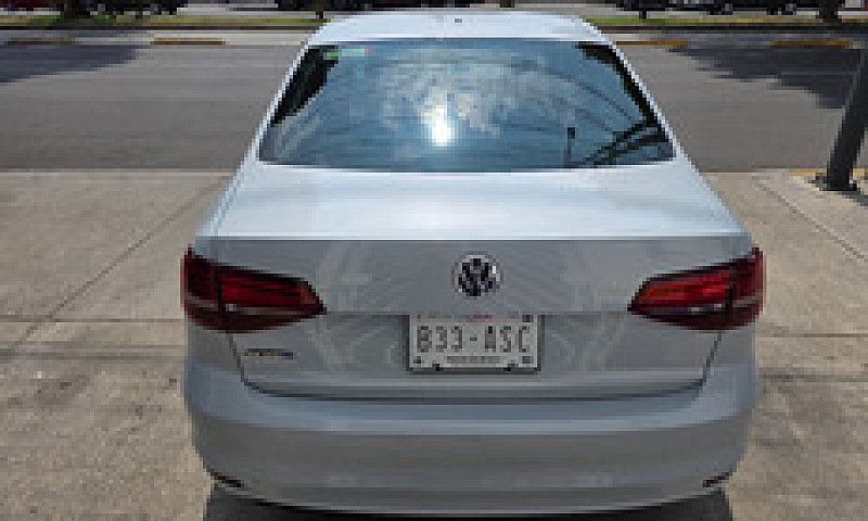 Volkswagen Jetta 2.5...