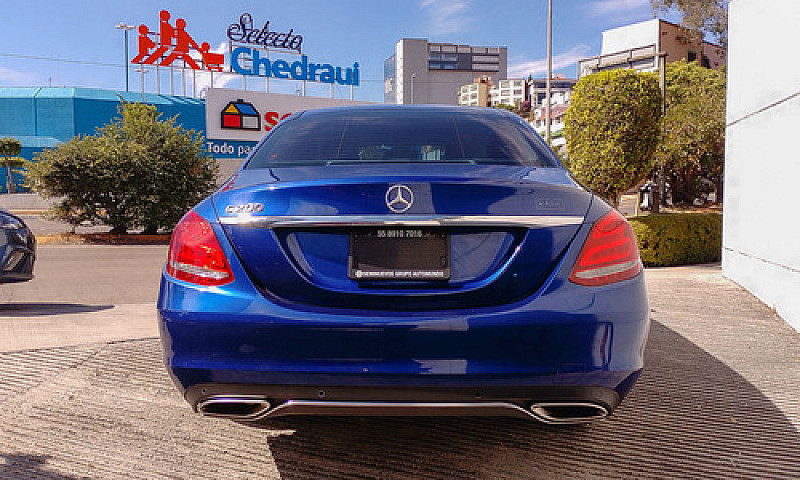 Mercedes-Benz Sprint...