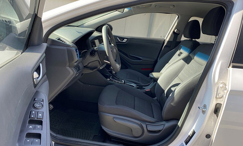 Hyundai Ioniq 2018...