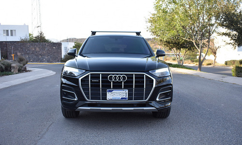 Audi Q5 2.0 L 45 Tfs...