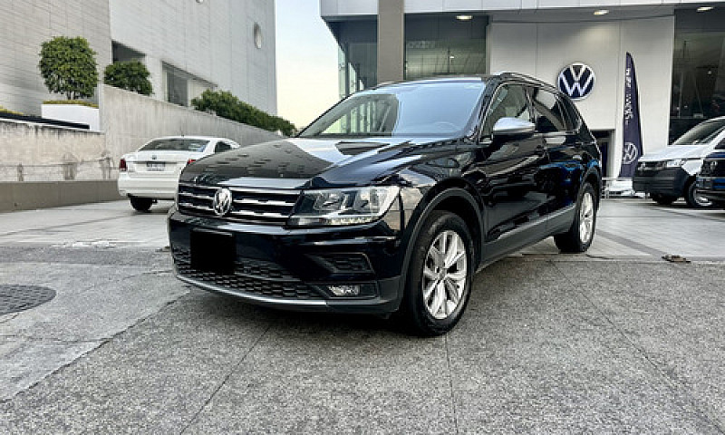 Volkswagen Tiguan !Q...