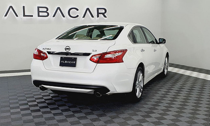 Nissan Altima 2017 3...