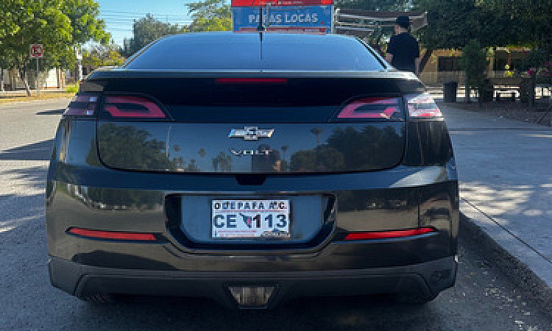 2014 Chevrolet Volt ...