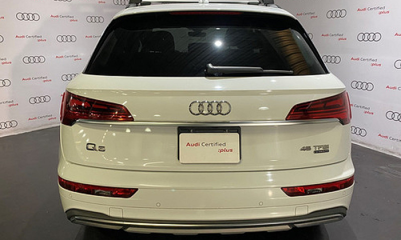 Audi Q5 2023...