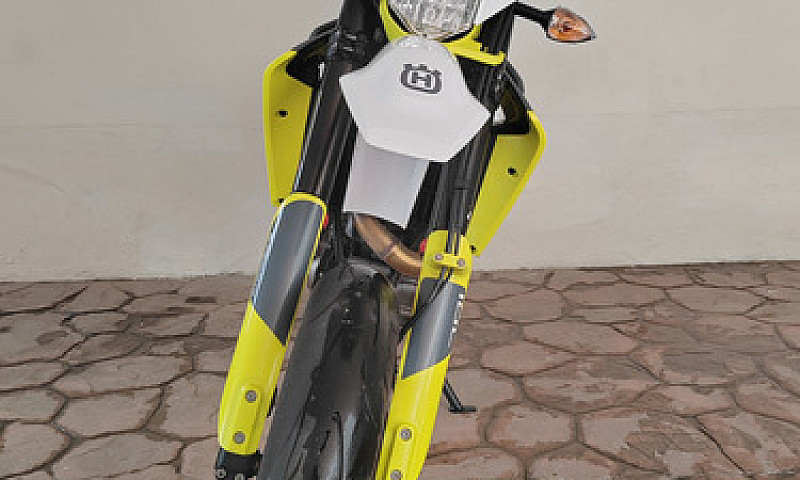 Husqvarna 701 Superm...