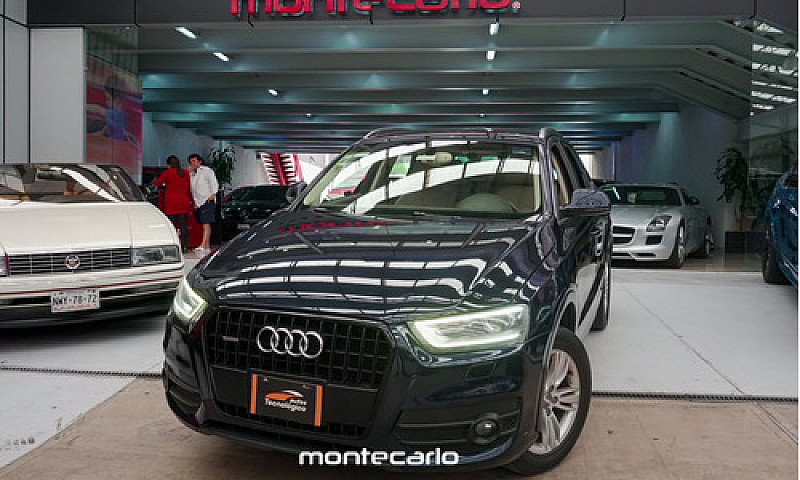 Audi Q3 2015...