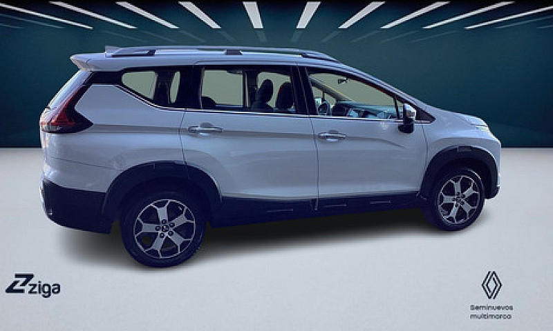 Mitsubishi Xpander 2...