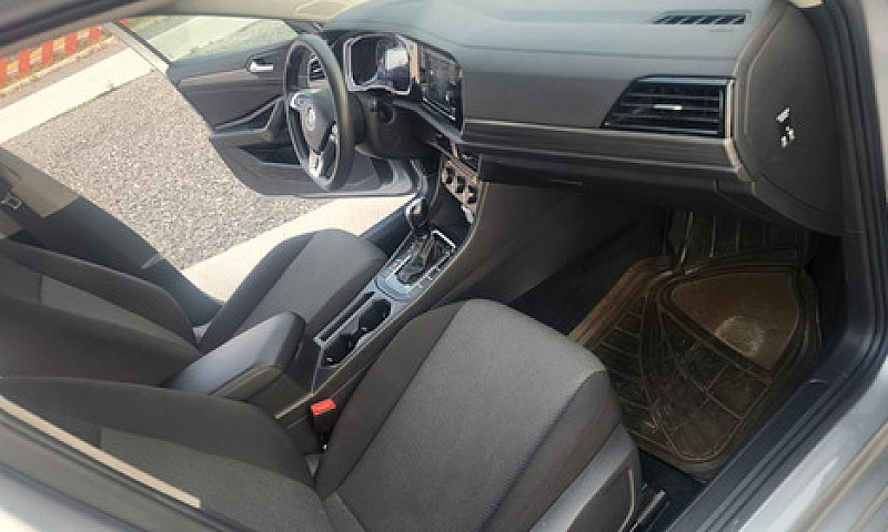 Volkswagen Jetta 1.4...