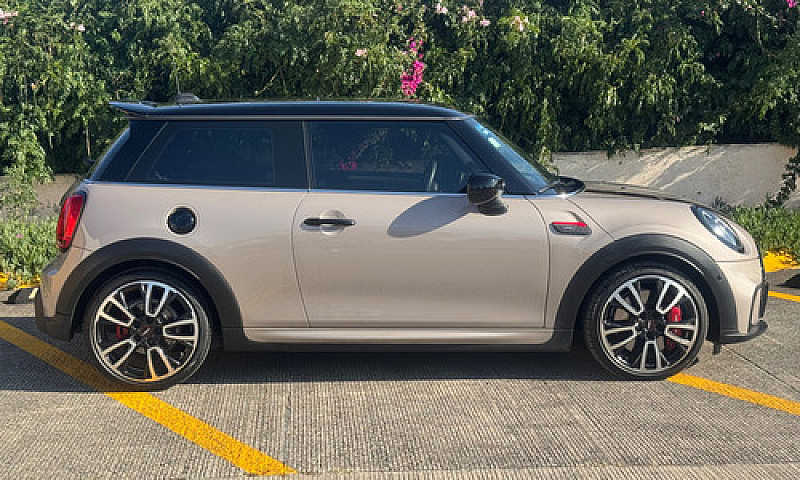 Mini John Cooper Wor...