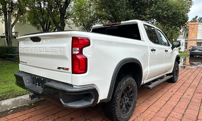 Chevrolet Cheyenne 6...