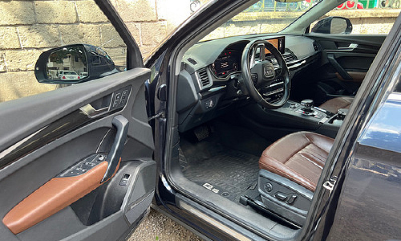 Audi Q5 2.0 L T Elit...