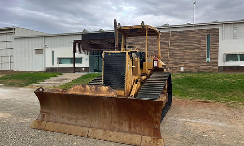 Caterpillar D5H...