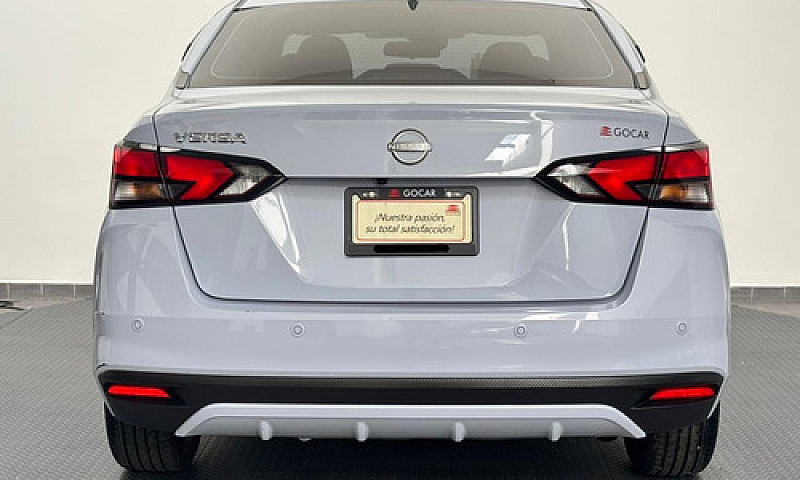 Nissan Versa 2024...