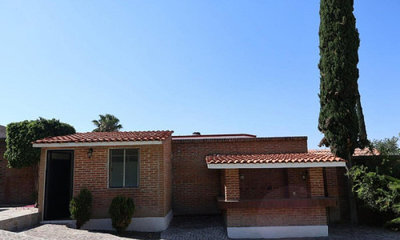 Casa En Venta  Villa...
