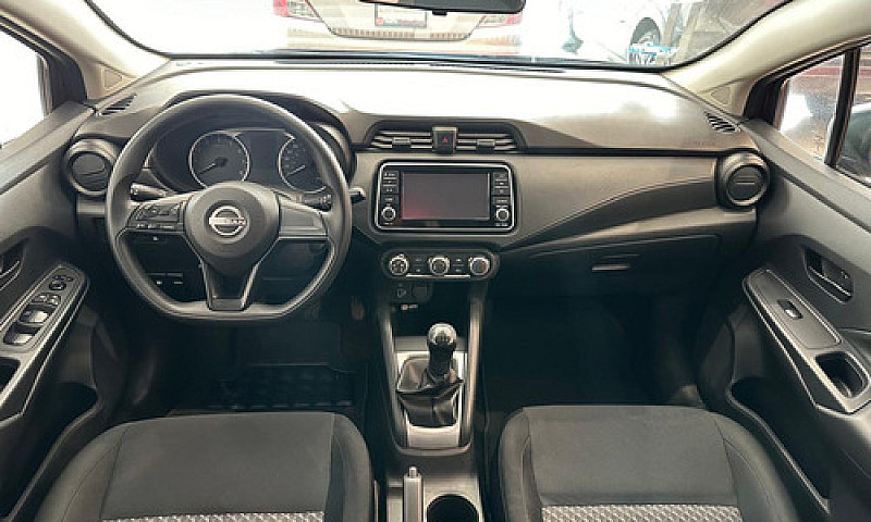 Nissan Versa 2023...