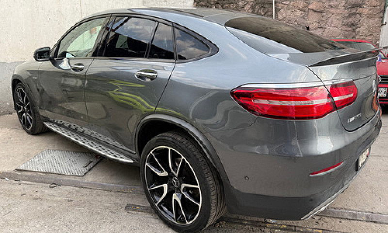 Mercedes Benz Glc 43...