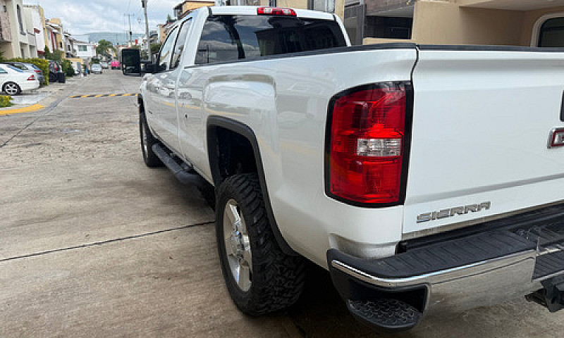 Gmc Sierra Sle 2500H...