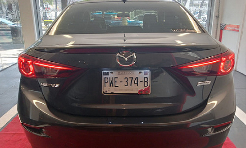 Mazda Mazda 3 2015...