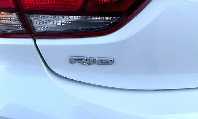 Kia Rio 2020...