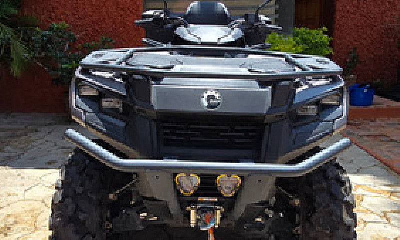 Outlander Max Xt 700...
