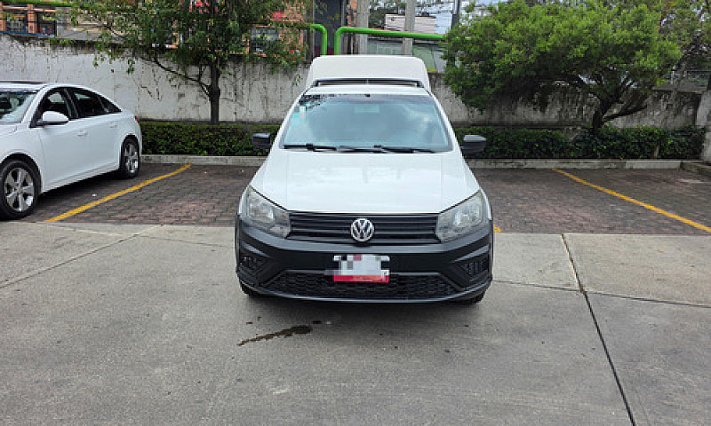 Volkswagen Saveiro 1...