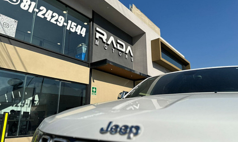Jeep Grand Cherokee ...