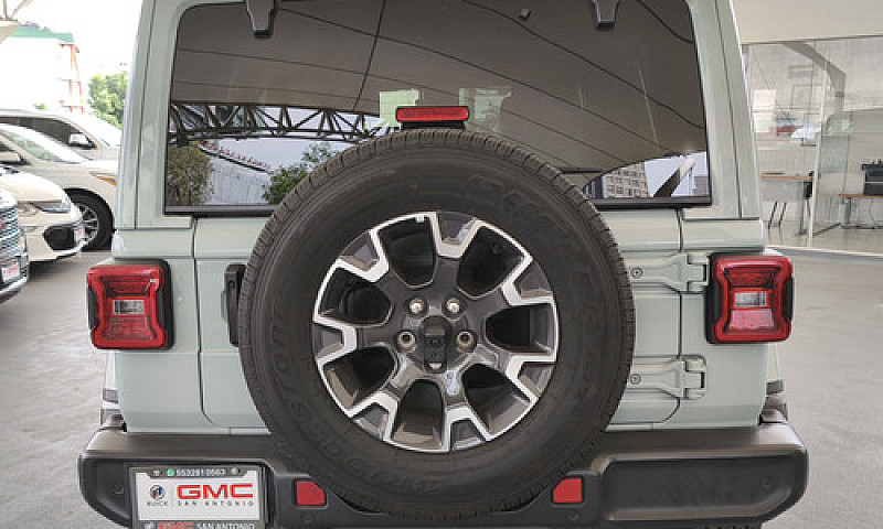 Jeep Wrangler 2024...