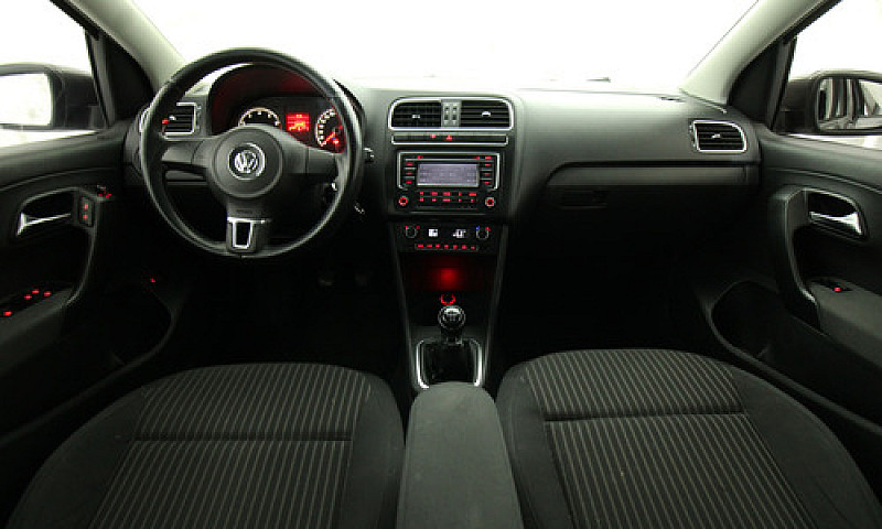 Volkswagen Vento 1.6...