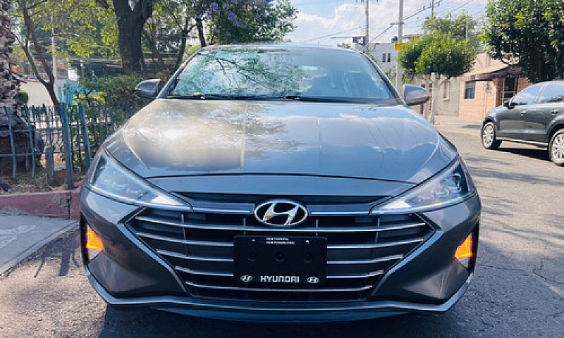 Hyundai Elantra 2.0 ...