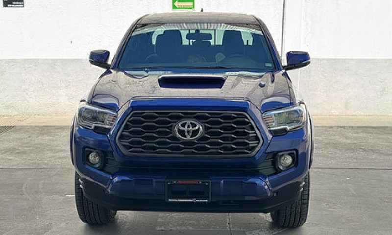 Toyota Tacoma 2023...