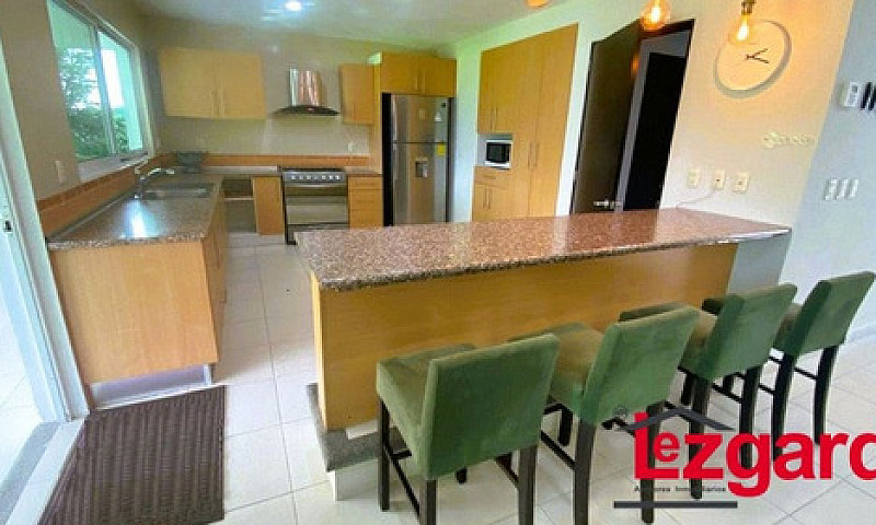 Se Vende Casa En Lom...