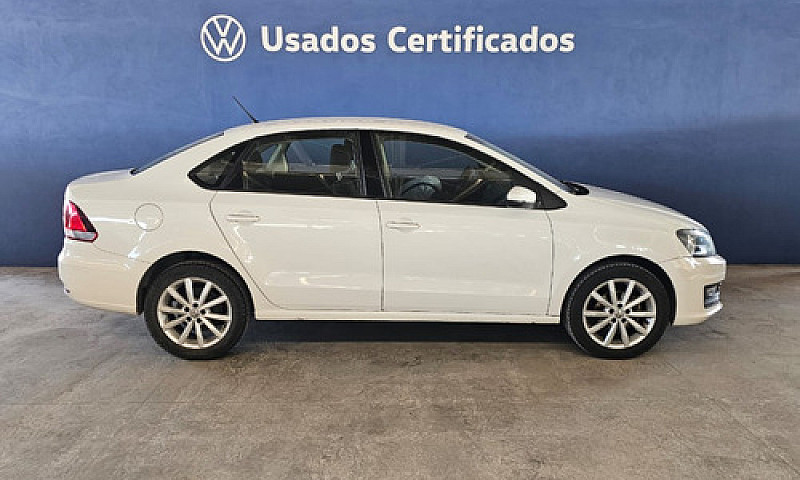 Volkswagen Vento Hig...